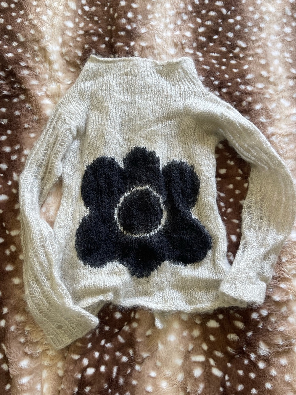 Unique knitted sweater - Picture 1 of 2
